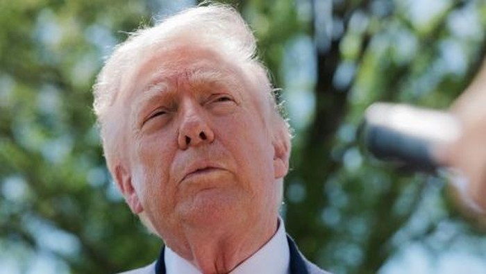 Trump Klaim Bisa Kuasai Kuba dengan Cepat, Singgung Kekuatan Kapal Abraham Lincoln